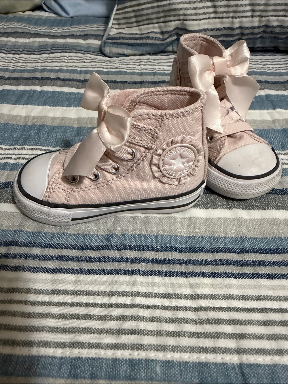 Converse Chuck Taylor AllStar- easy on High Top sneaker Baby/Toddler - Pink Swan - Picture 3 of 7